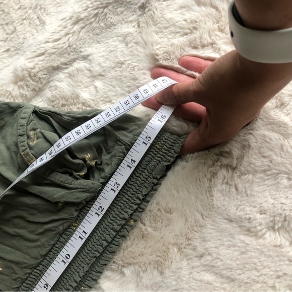 H&M Kids Green woven joggers w/gold pineapple size eur 170 / USA 20 - Picture 10 of 12